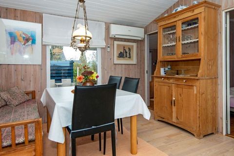 Holiday cottage in the first row to and with view of Flensborg Fjord from the living room and terrace. Comfortable furnishing.