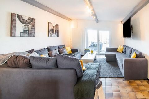 This attractive apartment has a terrace, a garden and a quiet location, not far from the city of Liège. The accommodation is ideal for holidays with friends or family. You can relax in the bubble bath. Thanks to the ideal location you have the opport...