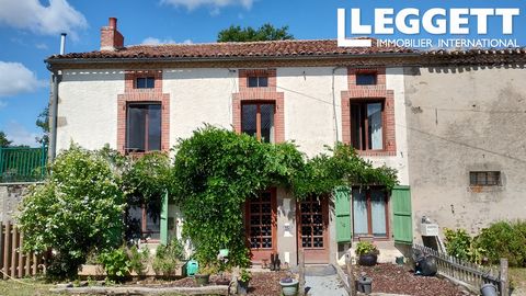 A15359 - A wonderful opportunity to live in this delightful family house and start a smallholding or utilise the land for equestrian activities The property is situated in a small and very quiet hamlet just 5 km from the historic market town of Le Do...