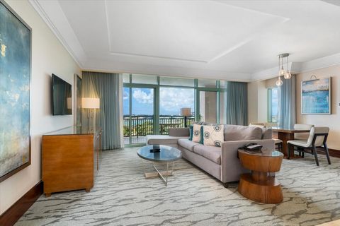 Unit 14-909 in The Reef at Atlantis is a genuine one-bedroom unit, providing the privacy of a separate bedroom. Positioned on the 14th floor, this residence offers breathtaking views of the lively Nassau Harbour, the Paradise Island Bridges, and the ...
