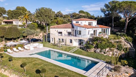 Exclusivity. Located in a commanding position with breathtaking panoramic sea views at the heart of the most sought after secured and gated domain near Saint Paul de Vence, we are delighted to present for sale this stunning 358m2 villa which has been...