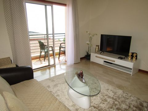 In the São Martinho district of Funchal, close to Gomes' Pools, Oliveira's Atlantic View features barbecue facilities and a washing machine. This property offers access to a balcony, free private parking and free Wi-Fi. Featuring a DVD player, the ap...