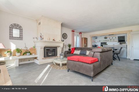 Mandate N°FRP158695 : House approximately 130 m2 including 6 room(s) - 4 bed-rooms - Garden : 1000 m2, Sight : Garden. Built in 1980 - Equipement annex : Garden, Terrace, Garage, parking, double vitrage, piscine, Fireplace, combles, and Reversible ai...