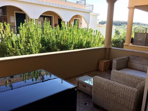 Modern flat in very quiet area on the edge of Burgau, 5min walk to the beach Likely some birds singing from the varanda 200Mbps fiber internet, 48 TV channels Wheel chair accessible A/C in rooms and living room Fully equipped kitchen - oven, dish was...