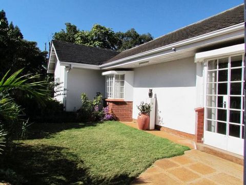 Sekai Lodge is a modern, comfortable and fully equipped guesthouse sharing the property with the main residence. It is well located in the northern suburbs – in the sort after area of the leafy suburb of Alexandra Park. Located near the Botanical Gar...