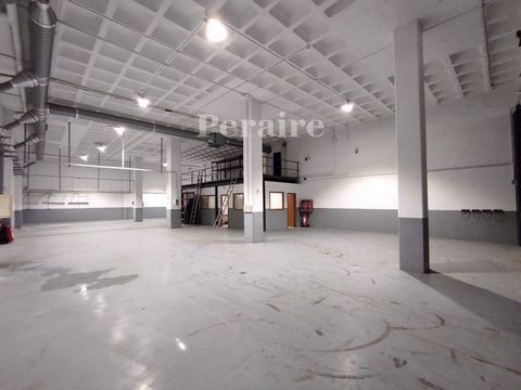 Cornellà de Llobregat - Almeda - Millars Industrial warehouse of 1.600m², on two floors, and 400m² of private patio for parking. The Nave consists of two symmetrical halves, of 825m² each, with the ground floors for industrial use, and the first floo...