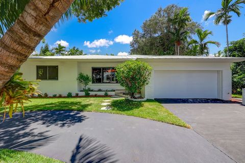 This home has a welcoming interior and wonderfully bright flow-through living/dining area. Key features of this house include brand new impact glass large windows and doors, newly installed metal roof. Bathrooms was recently modernized and features a...