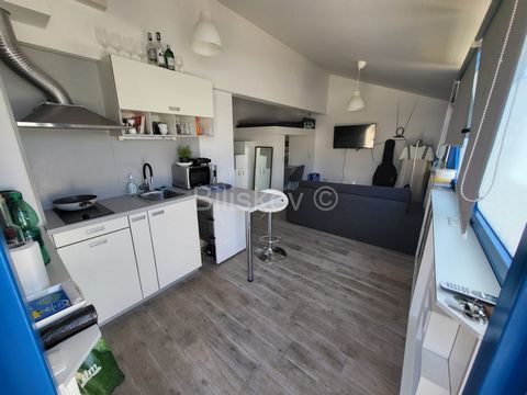 Split, Trstenik, we are selling 2 business premises that are located next to each other, each with an area of 23m2. Each area is 23m2 and is currently used as a residential area. Each consists of a bathroom, a fully equipped kitchen, and the bed is l...