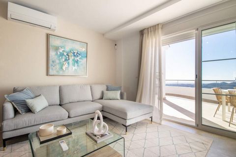 New Development: Prices from 250,000 € to 281,000 €. [Beds: 1 - 2] [Baths: 2 - 2] [Built size: 112.00 m2 - 177.00 m2] Consists of 22 1 and 2 bedroom apartments distributed in three blocks with large terraces and panoramic views of the sea and the Emb...