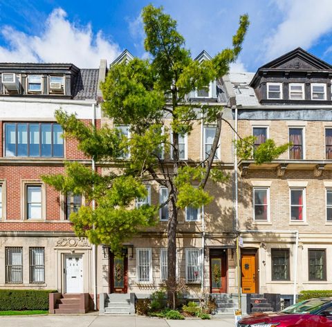 This stunning turn-of-the-century home in the heart of Crown Heights is a rare gem that has been lovingly maintained by the same family for 70 years. The owner's duplex features a spacious layout with three bedrooms, 1.5 baths, and a sun-drenched bac...