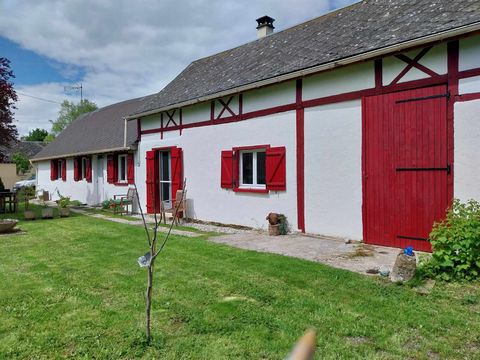 12 Minutes from Neufchatel : Charming farmhouse completely renovated on one level comprising: fitted kitchen open to living room with wood stove, fitted scullery, hallway, 3 bedrooms. Flat, enclosed plot of 573 m2 with open views of the countryside. ...