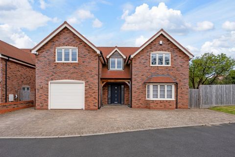 * OPEN HOUSE EVENT * SATURDAY 11th MAY from 10am until 3pm - please contact the Droitwich Spa office to book your viewing slot. This immaculate, detached property occupies an outstanding position in Salwarpe, Droitwich Spa. Eloquently designed, this ...