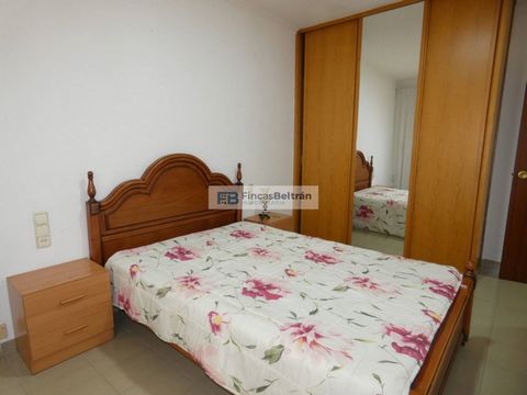Floor 1st, flat total surface area 122 m², usable floor area 89 m², double bedrooms: 3, 2 bathrooms, air conditioning (hot and cold), age between 30 and 50 years, built-in wardrobes, lift (recién instalado), balcony, ext. woodwork (aluminum), firepla...