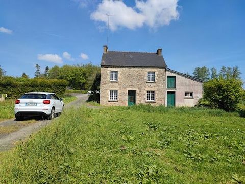 NEW and RARE on the market!! Chrystèle CATHELINE offers you exclusively: In the village of MERDRIGNAC, 15 minutes from ST MEEN LE GRAND, 45 minutes from RENNES, 23 minutes from the train station of MONTAUBAN -DE-BRETAGNE. Schools and shops 3 minutes ...