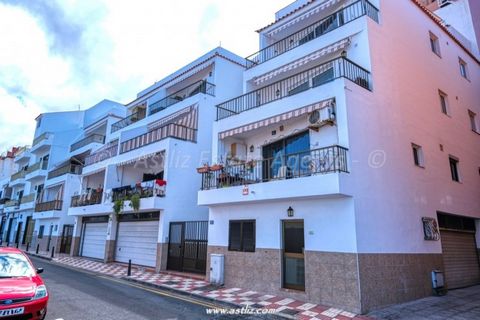 This is a large apartment conveniently located in the village centre of Puerto de Santiago and has easy access to many amenities like shops, bars, restaurants and supermarkets. It is also in walking distance to Los Gigantes and Playa de la Arena. It ...