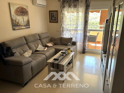 Unique Opportunity in Torrox Pueblo! We present this magnificent apartment for sale, located in one of the most charming and tranquil areas of Torrox Pueblo. This 2-bedroom, 2-bathroom residence offers everything you need to live comfortably and styl...