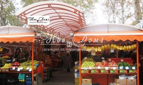 Faites vos achats dans la zone du marché de Kolkhozen près d’ul. Drin Représente : un atelier de type pavillon construit de profilés d’aluminium et de cadres de fenêtres, situé sur un terrain municipal. Pour le terrain, un loyer mensuel de 110 BGN es...