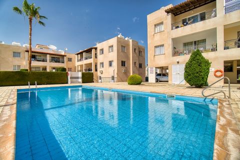 This charming 2-bedroom apartment in Chloraka, Paphos, is an ideal choice for those seeking comfort and convenience. Built in 2010, and now is fully renovated, this well-maintained resale property features a spacious 81m² layout, fully furnished inte...