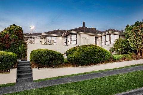 This fabulous home in an amenity-rich pocket enjoys an elevated position with far-reaching views to the CBD and surrounds. It boasts a well-considered floorplan that comprises a light-filled living room with a wood-burning fire, and a spacious kitche...