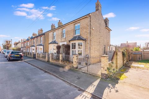 Located on a highly sought-after road, this elegant Victorian home has been beautifully extended to include a contemporary open-plan kitchen, seamlessly opening onto a south-facing garden. The property is within walking distance of the train station,...