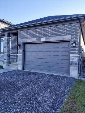 Professionally Finished Few Months New 3 Bedrooms Home & 2 Full Bathrooms! Backyard With Covered Deck! Master Bedroom With Ensuite. Great Neighborhood With School Bus Pick-Up And Close To 401 & Shopping Centre , Many More Amenities.