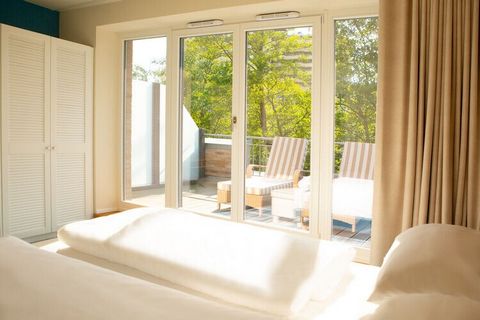 Die Residenz bietet Ihnen viel Platz und ist hochwertig und luxuriös ausgestattet Auf einer Fläche von 92qm, verbringen Sie privaten und ruhige Augenblicke in entspannender Atmosphäre. Lassen Sie sich im Obergeschoss begeistern von einem Elternschlaf...