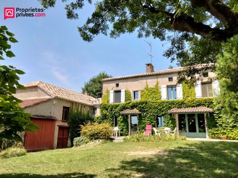 Montcuq 46800, house of character (old mill) of almost 110 sqm, 2 bedrooms (possibility of 3 easily), living room dining room of approximately 35 sqm, fitted and very well equipped kitchen, new roof and high quality services up to in details, on a pl...