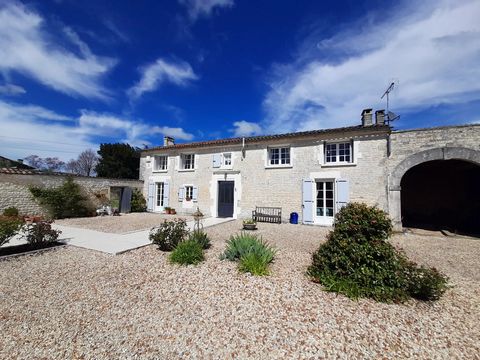 EXCLUSIVE TO BEAUX VILLAGES! Situated in a quiet location but 3km from a lively village with amenities, this beautiful house has been renovated and very well maintained by the current owners and offers one hectare of land, outbuildings and a heated s...