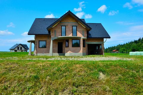 Do you want to live in a beautifully located, quiet, mountainous town? Do you want to live permanently, or have a fantastic place to spend your weekends and holidays? Do you want to have fantastic panoramas from the windows of your house to every par...