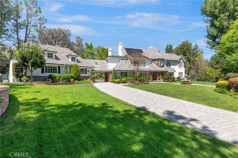 A truly exceptional opportunity for one of a kind custom estate located in the exclusive enclave of Los Ranchos Estates in Coto De Caza. Built to entertain in Grand Style! This unique property satisfies even the most discerning buyer. Exceptional upg...