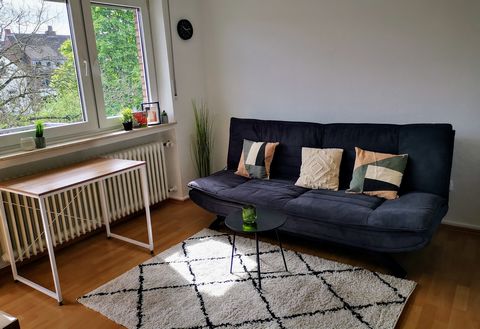 The 1-room flat has just been freshly renovated and is fully furnished and equipped. It is located on the 2nd floor of an apartment building with a lift and has a fairly large shower room and a large balcony. It is very bright due to the large window...