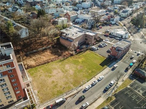 The offering consists of four (4) adjacent taxable parcels. 96 Wildey Street (AKA: 96 Valley Street) is a 0.35 acre vacant commercial lot located in the Village of Tarrytown within the Town of Greenburgh. 90 Valley Street (lot 40), 90 Valley Street (...