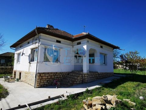 Top Estate Real Estate offers you a house after major renovation in the village of Kutsina, Veliko Tarnovo region. The village of Kutsina is located 25 km from the town of Veliko Tarnovo and 20 km from the town of Gorna Oryahovitsa. The living area o...