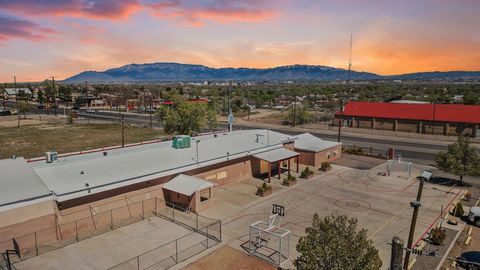Multi-Use Commercial Property. 8200 Square feet Can be used for Special Events, Service & banquet halls, School, Daycare, Youth Centers and many more. With multiple bathrooms, media room, offices, classrooms, large basketball court & paved, All gated...