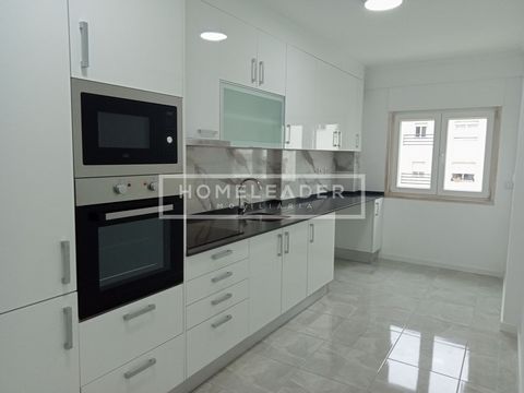 We take care of your financing free of charge. We are credit intermediaries certified by Banco de Portugal. If you have a temporary residence permit in Portugal, we also have a financing solution for you! 3 bedroom apartment fully refurbished with go...