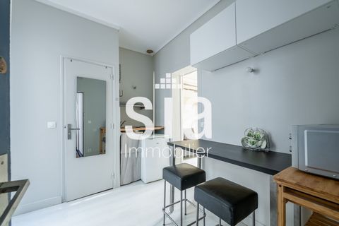 SIA IMMOBILIER offers you an exclusive property not to be missed in the heart of the 12th arrondissement of Paris at 110 rue de Charenton. This magnificent two-room apartment of 17.30 m2, located on the 2nd floor, offers you a peaceful refuge. On the...