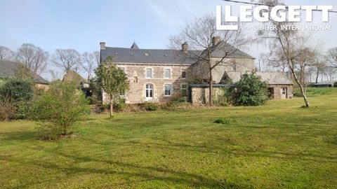 A28011ERB56 - Magnificent 15th century manor house ideally situated at the gateway to the Brocéliande forest. The property has 1.5 hectares of parkland and two outbuildings with great potential for renovation. This is a very promising location for a ...