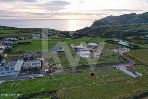 New urbanization in a quiet area with sea views. Plot with 237 m2 Implantation area - 153m2 Construction area - 279 m2 Dependent gross area- 56m2 WHY BUY WITH KELLER WILLIAMS? We love to help buyers find their dream home! That's why we work with each...