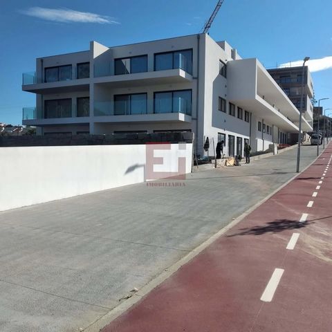 For sale luxurious 2 bedroom apartment, where you can enjoy the sea views and benefit from this lifestyle, in this new housing concept in Madalena, Vila Nova de Gaia. This T2 in particular is inserted in a development, located on a 2nd floor, consist...