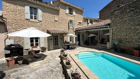 Agence ROSIER, an institution in the Luberon and Provence since 1970, offers you exclusively : In the heart of Cabrières d'Avignon, stone village house with interior courtyard and swimming pool. A porte-cochere opens onto a pleasant interior courtyar...