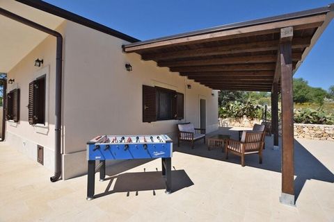 This holiday home with private pool is nestled in the hilly landscape and has a great view of Siracusa. However, the simple furnishings do not lack comfort; the house has many amenities that will make your vacation a success. Enjoy the view of the 1,...