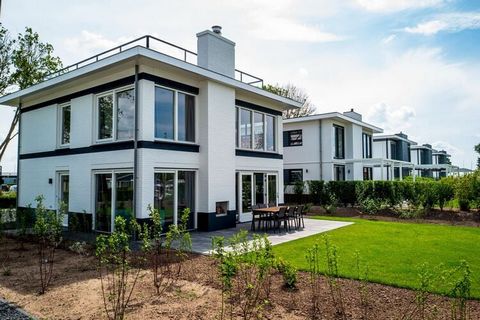 This modern, detached chalet is located in the spacious holiday park Resort Bad Hulckesteijn, located on the Veluwemeer at approx. 4.5 km from the town of Nijkerk. The villa is furnished in a modern and comfortable way and covers two floors. The livi...