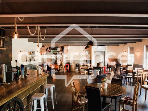 Château-Thierry, hyper centre, situé en bordure de Marne, à vendre les murs et le fonds d'un restaurant en activité doté de locaux de qualité parfaitement équipés et de construction récente offrant une belle salle de restaurant avec vue sur la rivièr...