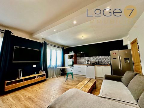 Your agencies LOGE 7 IMMOBILIER de GUIDEL and CLOHARS-CARNOËT offer for sale this beautiful townhouse near the center of Lorient! Favorite!! In a sought-after area close to the city center, townhouse completely renovated in 2021 with quality material...