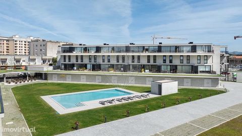 ➡️ Fabuloso apartamento T1 semi-novo, construído em 2023, situado em condomínio fechado com piscina, lago artificial e vistas privilegiadas para o rio Cávado, construído pela prestigiosa 