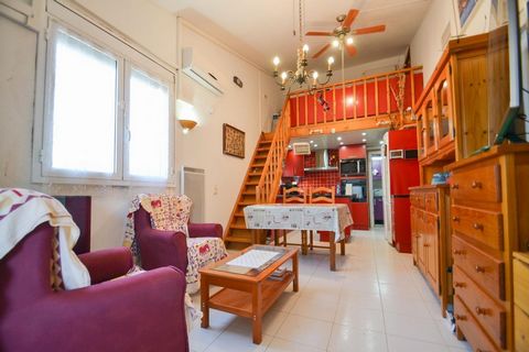 Riumar is a small urbanisation of just over 1,000 houses located directly on the beach and surrounded by the Ebro Delta Natural Park. It has 18 restaurants and 5 beach bars, SPAR supermarket and a small river port. The villa has a plot of approx. 160...
