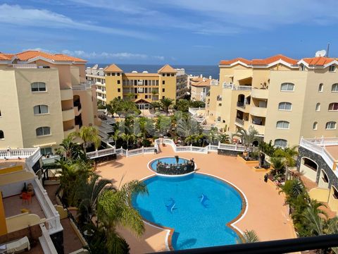 Reference: 04094. Penthouse for sale, Parque Tropical II, Los Cristianos, Tenerife, 2 Bedrooms, 142 m², 560.000 €