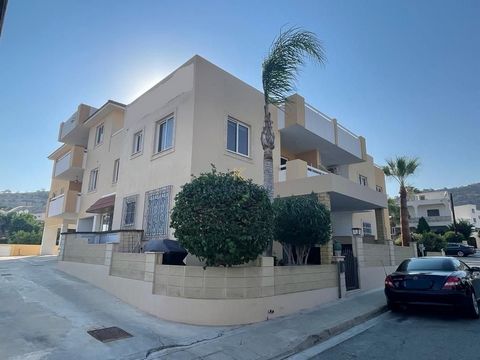 Located in Larnaca. First floor, 2-bedroom apartment with common swimming pool for rent in Oroklini area, Larnaca Bay. The village of Oroklini provides all amenities including schools, supermarket, bank, pharmacy, shops, restaurants etc. A short driv...