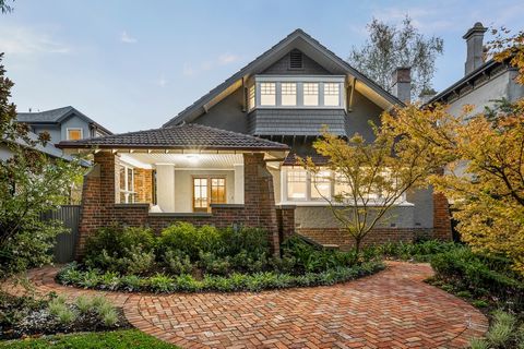 Showcasing a peerless marriage of period elegance and captivating designer style, this glorious newly renovated solid brick c1920’s residence’s expansive and versatile dimensions provide an outstanding environment for every stage of modern family lif...