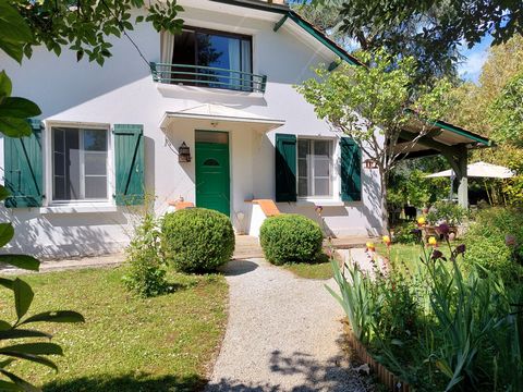 Dpt Tarn et Garonne (82), à vendre MONTAUBAN maison P5 de 140 m² - Terrain de 2 300,00 m², garage, carport et dépendance aménagée